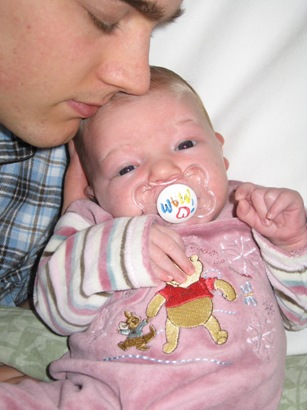Clara med pappa